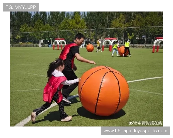 _全民趣味网球赛：家长与孩子的快乐时光_，网球趣味体育游戏