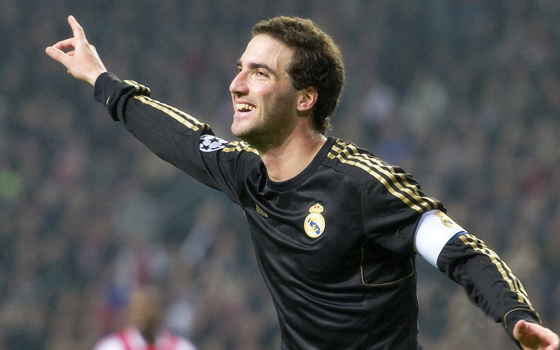 中国女子接力队用实力回应挑战，中国女子接力赛队员